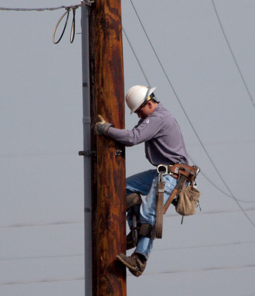 electric utilities worker Adult Leukemia and electromagnetic fields